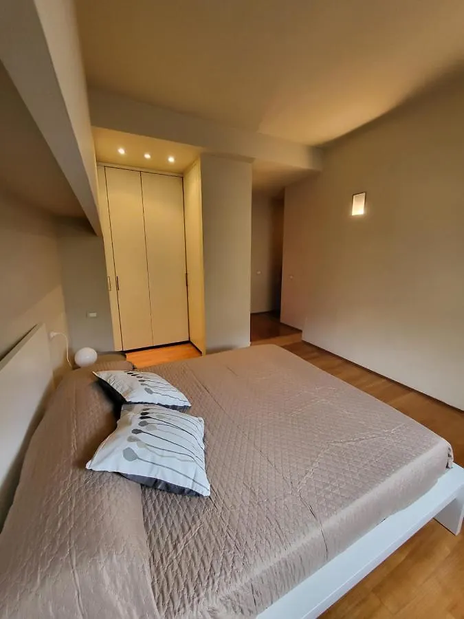 Greige Apartment La Spezia Italia