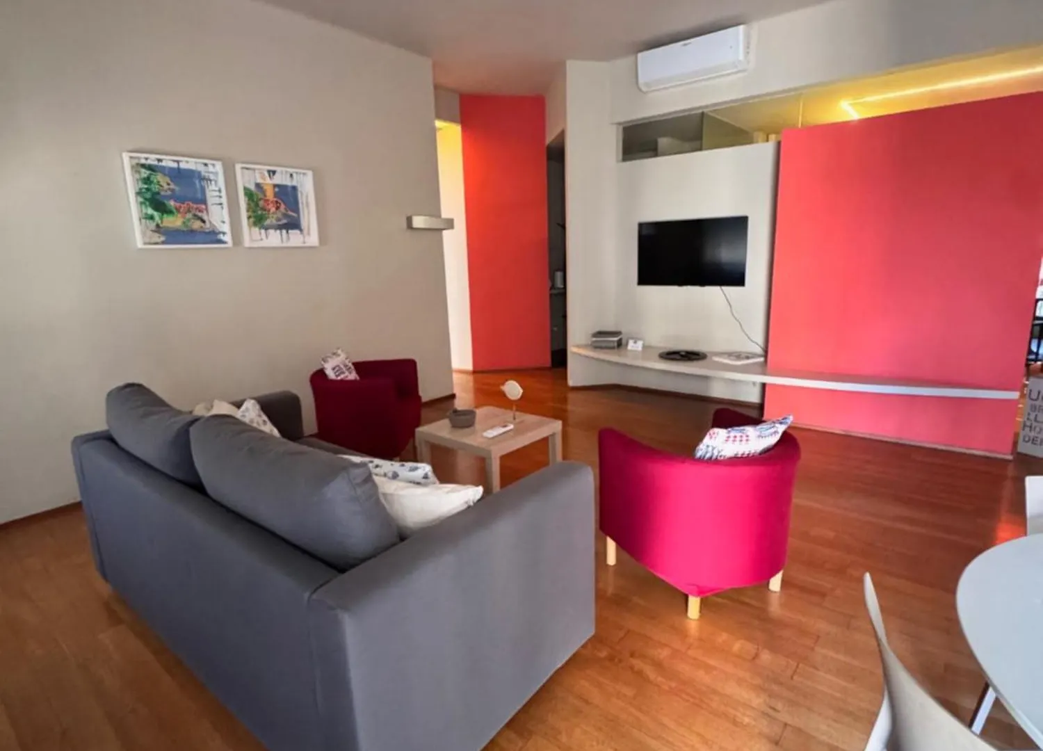 Greige Apartment La Spezia 0*,  Italia